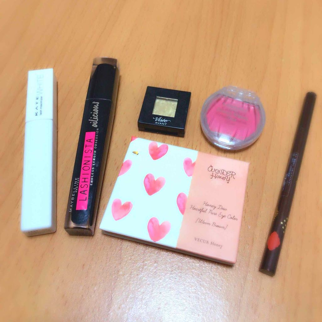 ワンダーハニー ハートフルなピュアアイシャドウ/VECUA Honey/アイシャドウパレットを使ったクチコミ（1枚目）