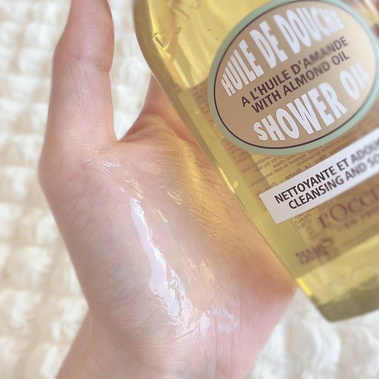 アーモンド モイスチャライジングシャワーオイル/L'OCCITANE/ボディソープを使ったクチコミ（3枚目）