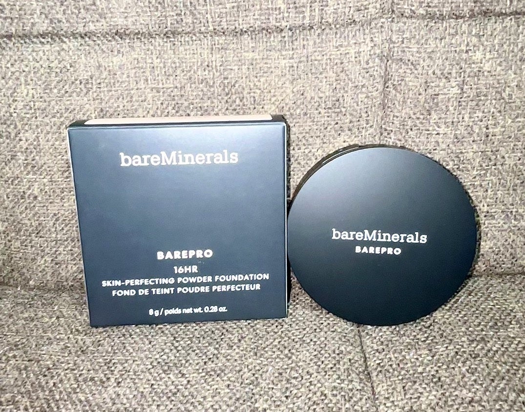 ベアプロ 16HR パウダー ファンデーション/bareMinerals/パウダーファンデーションを使ったクチコミ(1枚目)