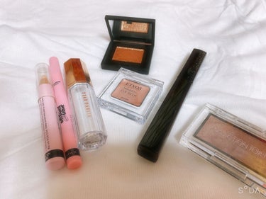 ヌード フィニッシュ イルミネイティング パウダー/BOBBI BROWN/プレストパウダーを使ったクチコミ（2枚目）