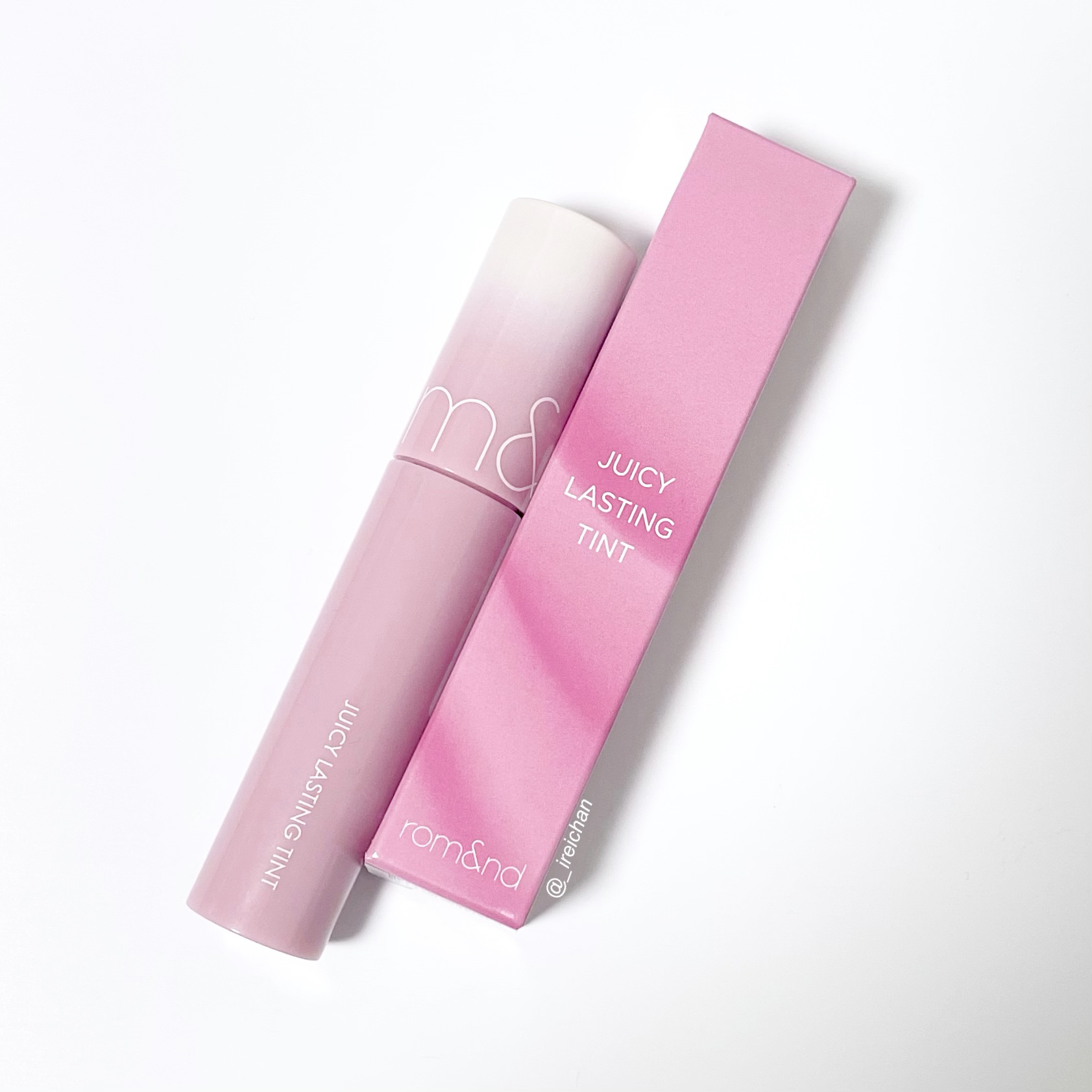 ジューシーラスティングティント/rom&nd/リップティントを使ったクチコミ（2枚目）