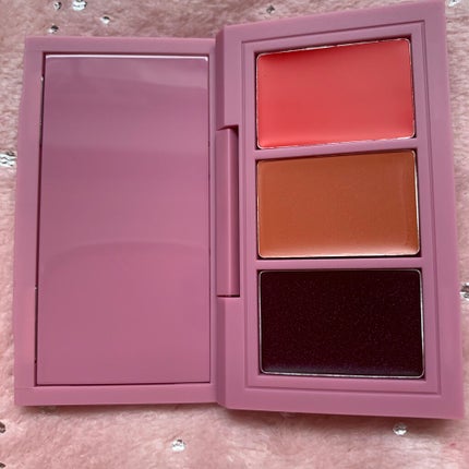 リップスティック ×3 フロム ハリス ウィズ ラブ/M・A・C/メイクアップキットを使ったクチコミ(3枚目)