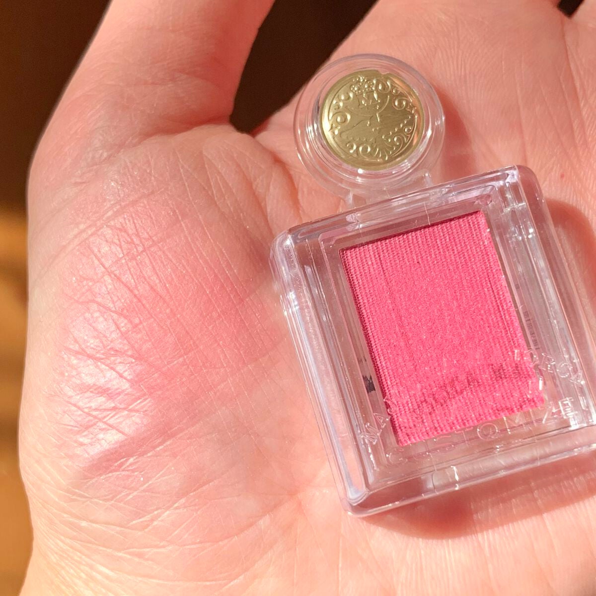 シャドーカスタマイズ/MAJOLICA MAJORCA/単色アイシャドウを使ったクチコミ(1枚目)