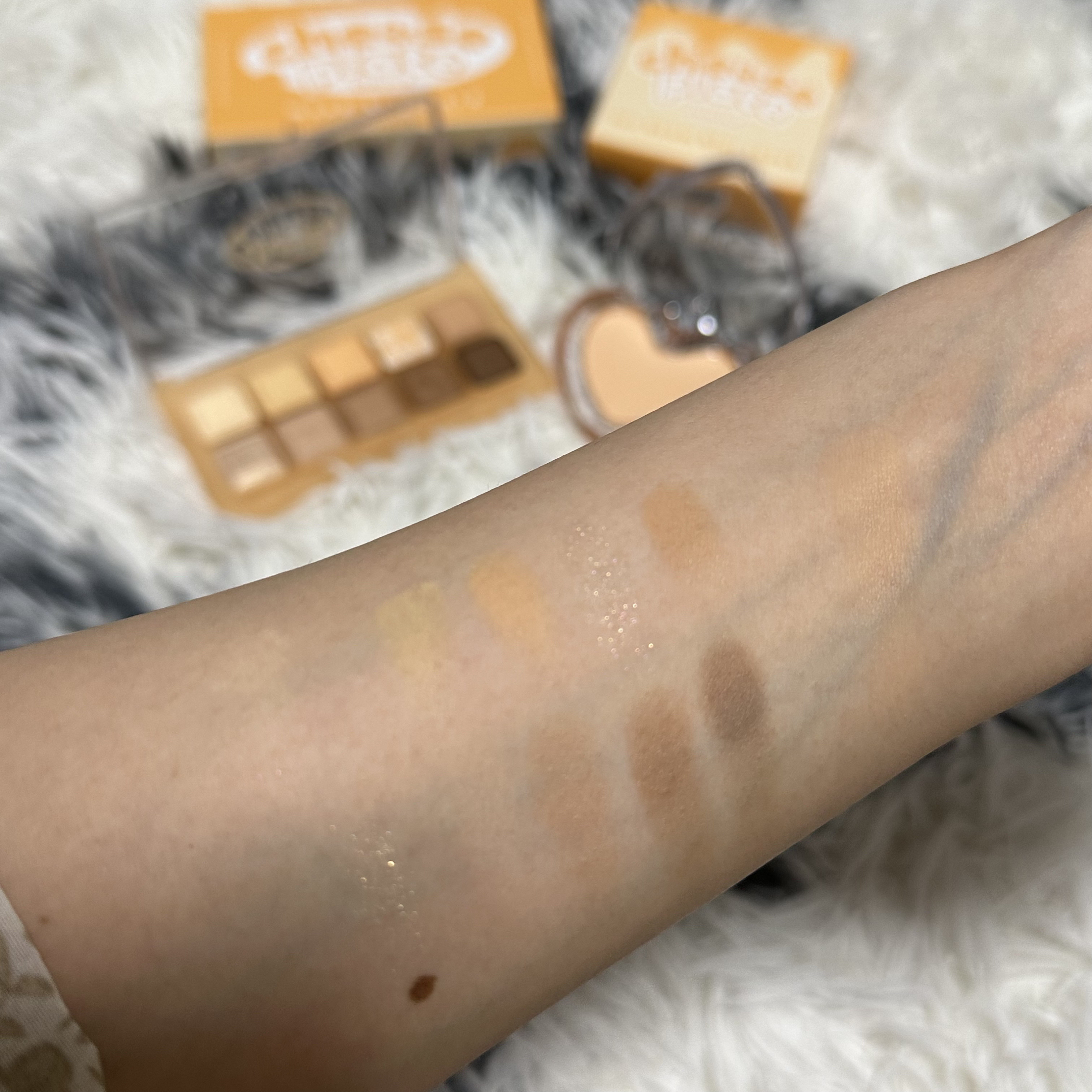 Luv Beam Blur Cheek 03 Blurry Cheddar(ブラーリーチェダー)/lilybyred/パウダーチークを使ったクチコミ（3枚目）