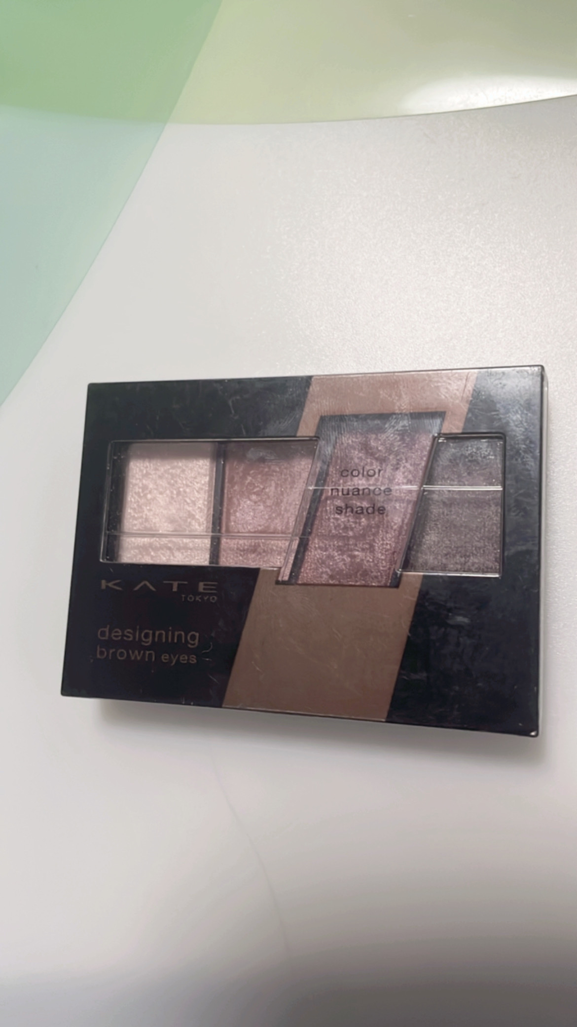 デザイニングブラウンアイズ/KATE/アイシャドウパレットを使ったクチコミ（2枚目）