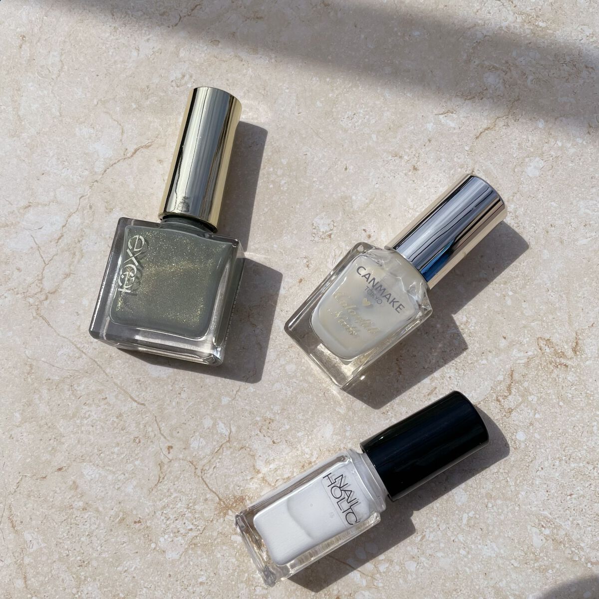 カラフルネイルズ/キャンメイク/マニキュアを使ったクチコミ（2枚目）