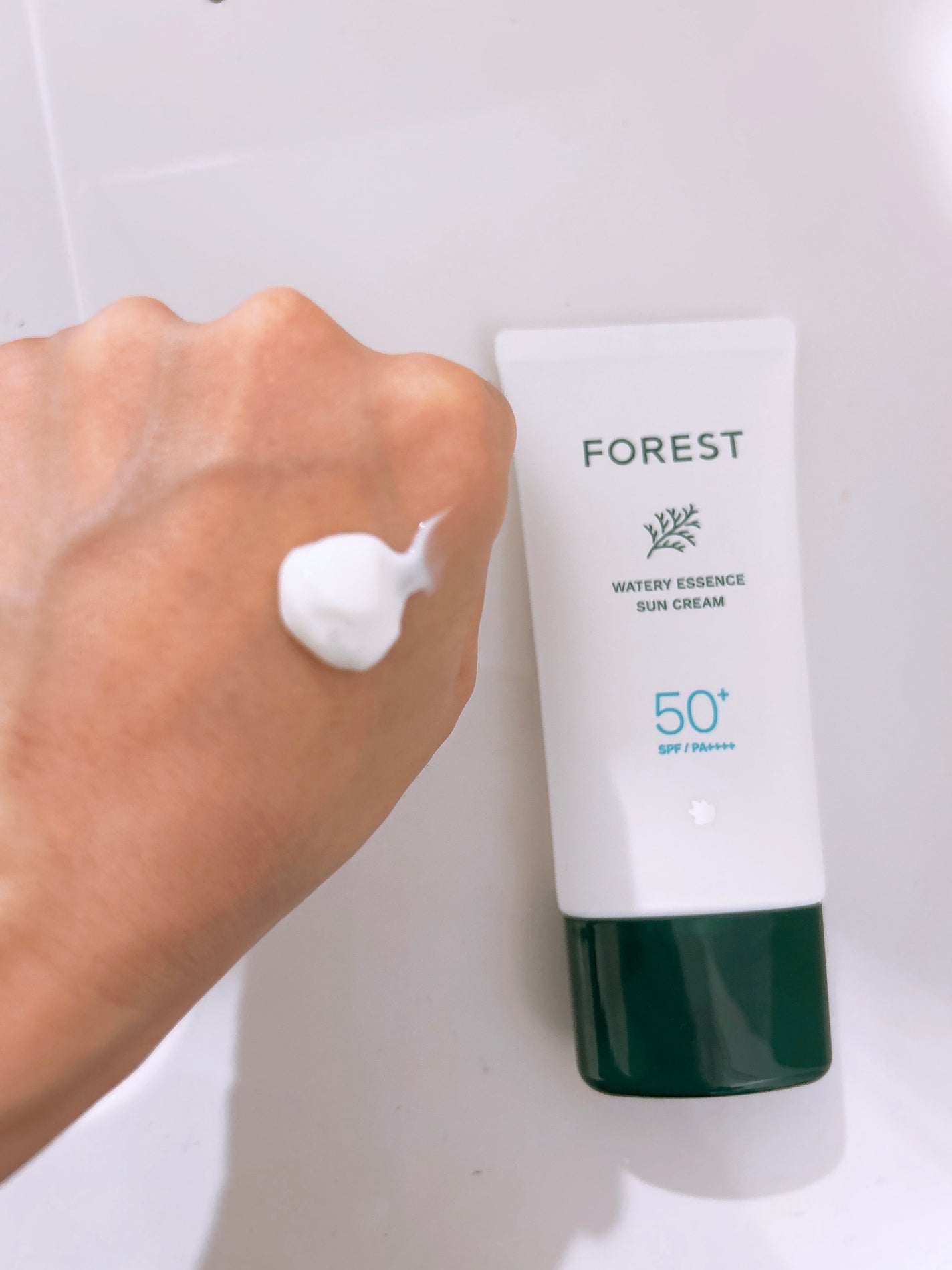 フォレスト エッセンスサンクリーム/FoRest by Greenfinger/日焼け止めローションを使ったクチコミ(2枚目)