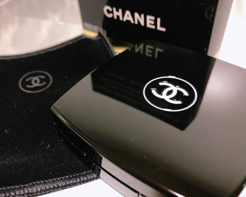 プードゥル ユニヴェルセル コンパクト/CHANEL/プレストパウダーを使ったクチコミ(1枚目)