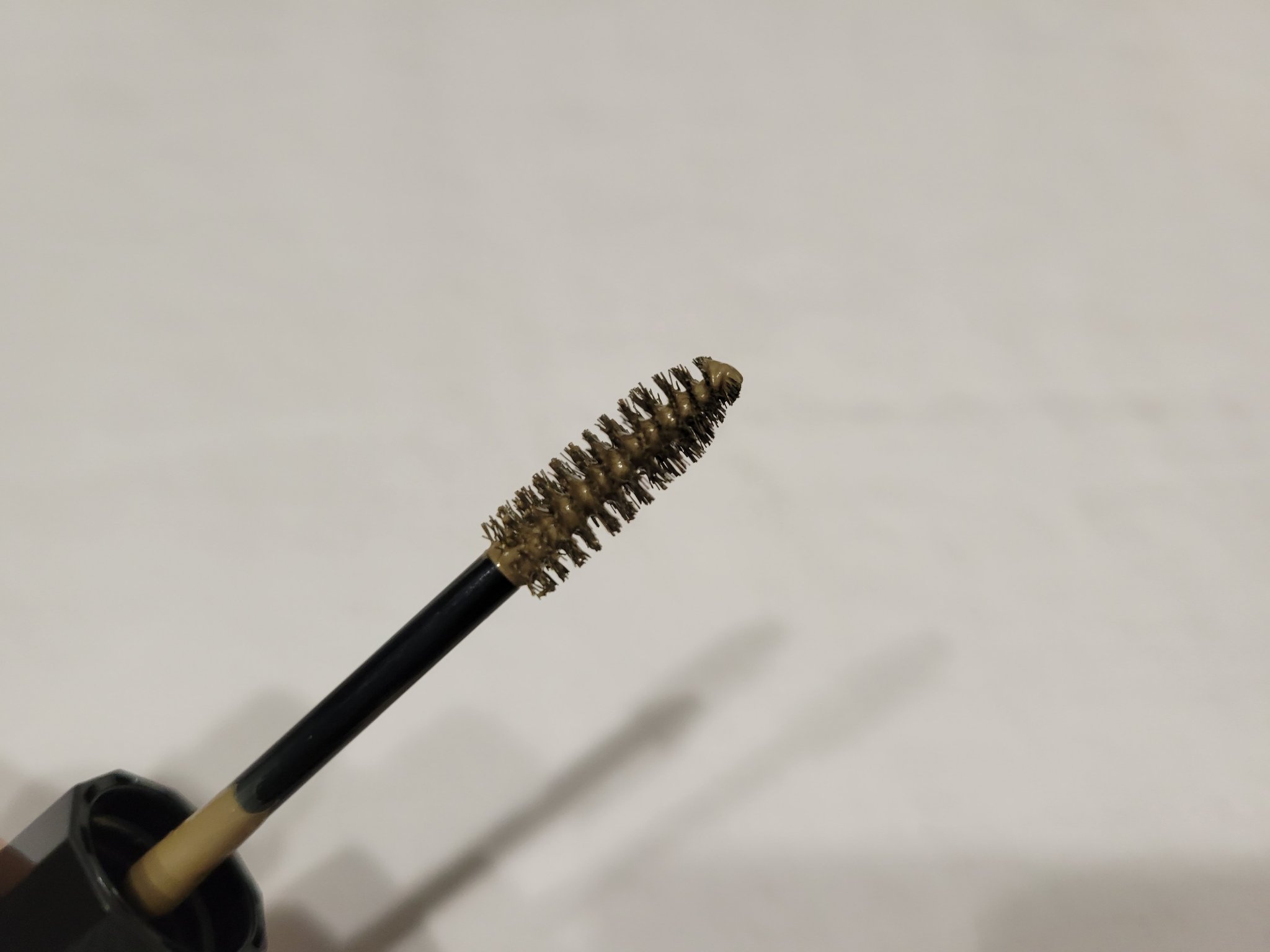 カラーリングアイブロウ 52 ブラウンピスタチオ/ヘビーローテーション/眉マスカラを使ったクチコミ（2枚目）