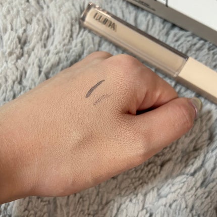 ロングラスティングチップコンシーラーフィックシングフィット/LUNA/リキッドコンシーラーを使ったクチコミ(3枚目)