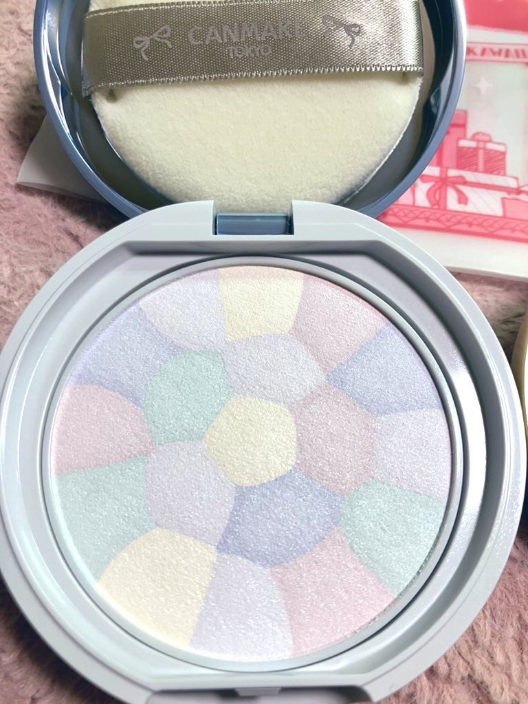 イルミネイティングフィニッシュパウダー ~Abloom~/キャンメイク/プレストパウダーを使ったクチコミ(3枚目)