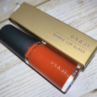 最近GETしたお気に入りの
大勝利リップです💄✨







OSAJI  ニュアンスリップグロス
07 tabiji/旅路    ￥2,750(税込)







“境界線”をテーマに発売された
