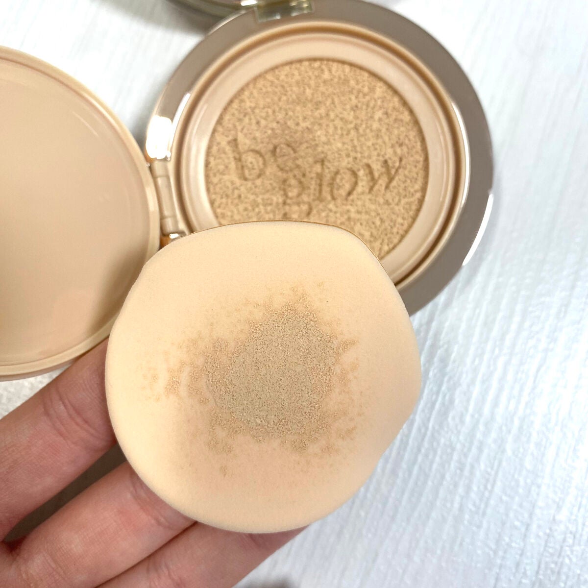 プロテーラービーグロウクッション ニュークラス/espoir/クッションファンデーションを使ったクチコミ(2枚目)