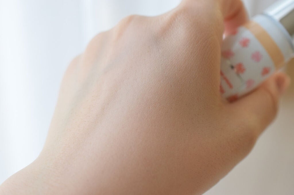 プットオンアハッピーフェイス ティンティド モイスチュアライザー/Awake/CCクリームを使ったクチコミ(4枚目)