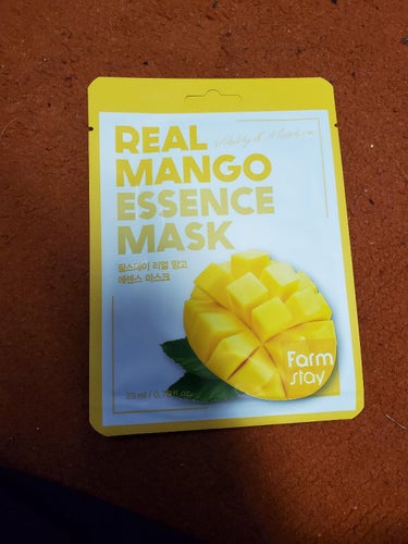 Qoo10でパックの福袋を買ったので備忘録。

farm stay REAL MANGO ESSENCE MASK

【シート】しっかりヒタヒタに液を保ってくれる滑らかなシート。触り心地めちゃくちゃ良く