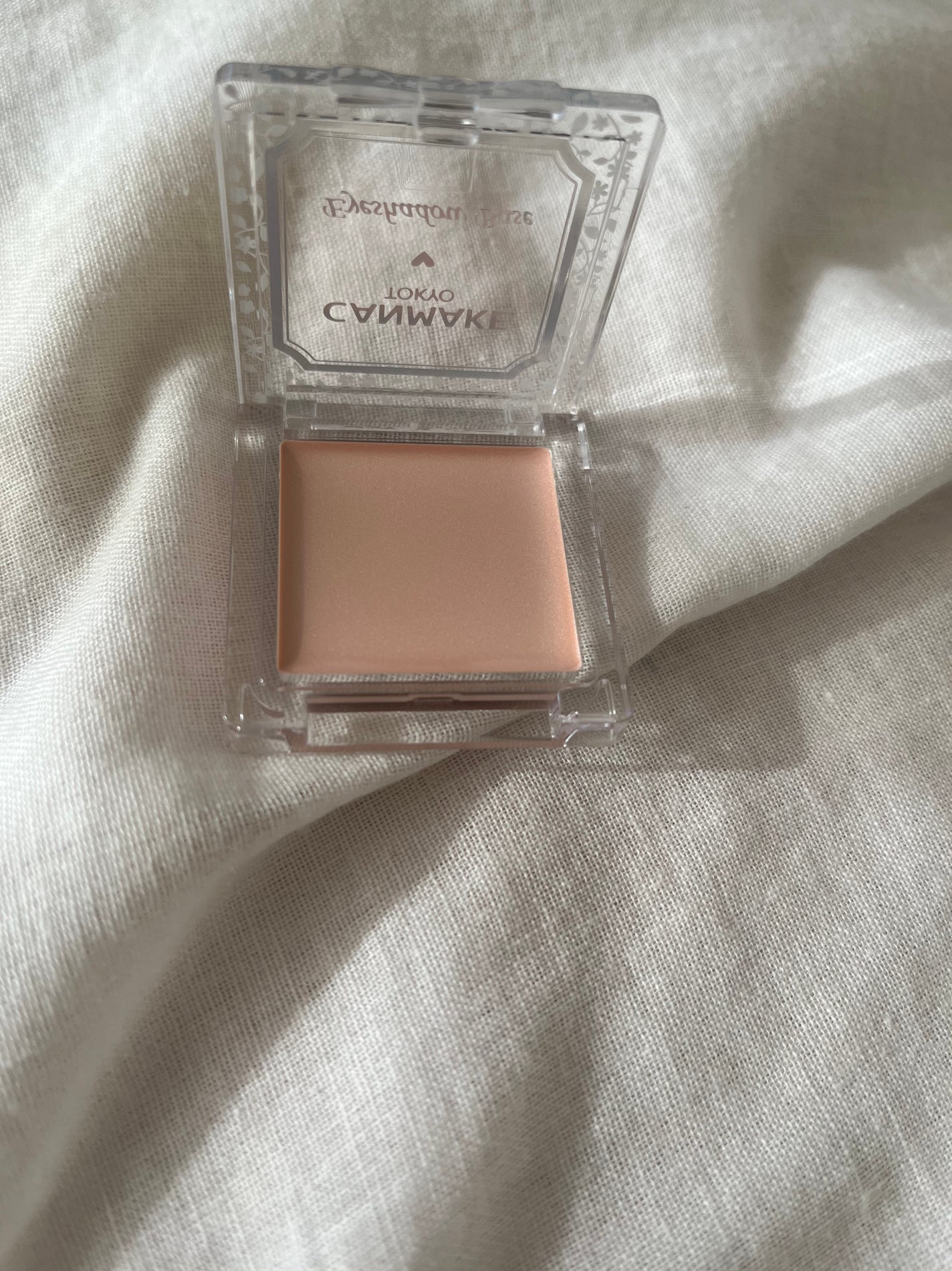 アイシャドウベース/キャンメイク/アイシャドウベースを使ったクチコミ(4枚目)