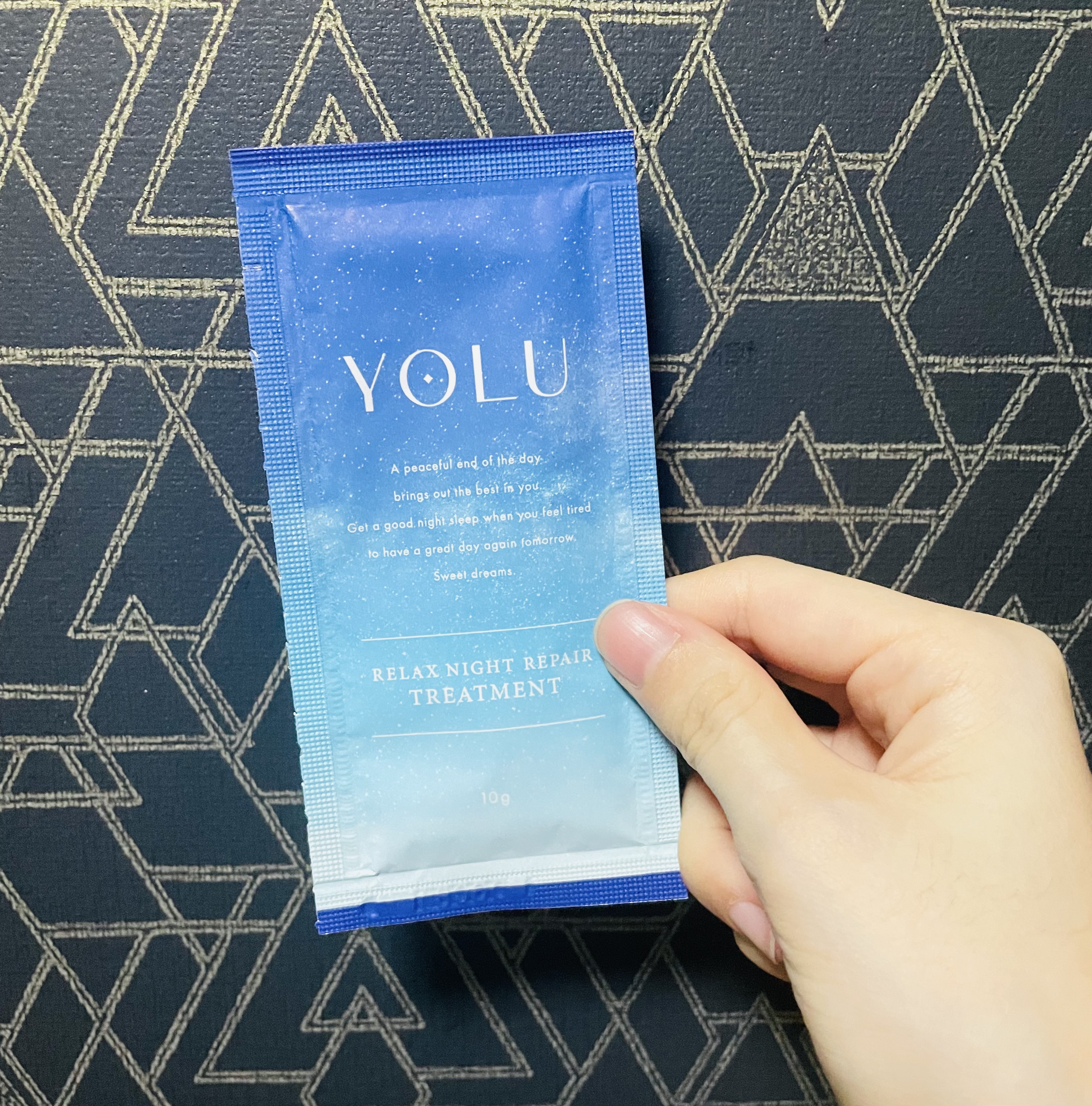 リラックスナイトリペア シャンプー／トリートメント/YOLU/市販シャンプーを使ったクチコミ（2枚目）