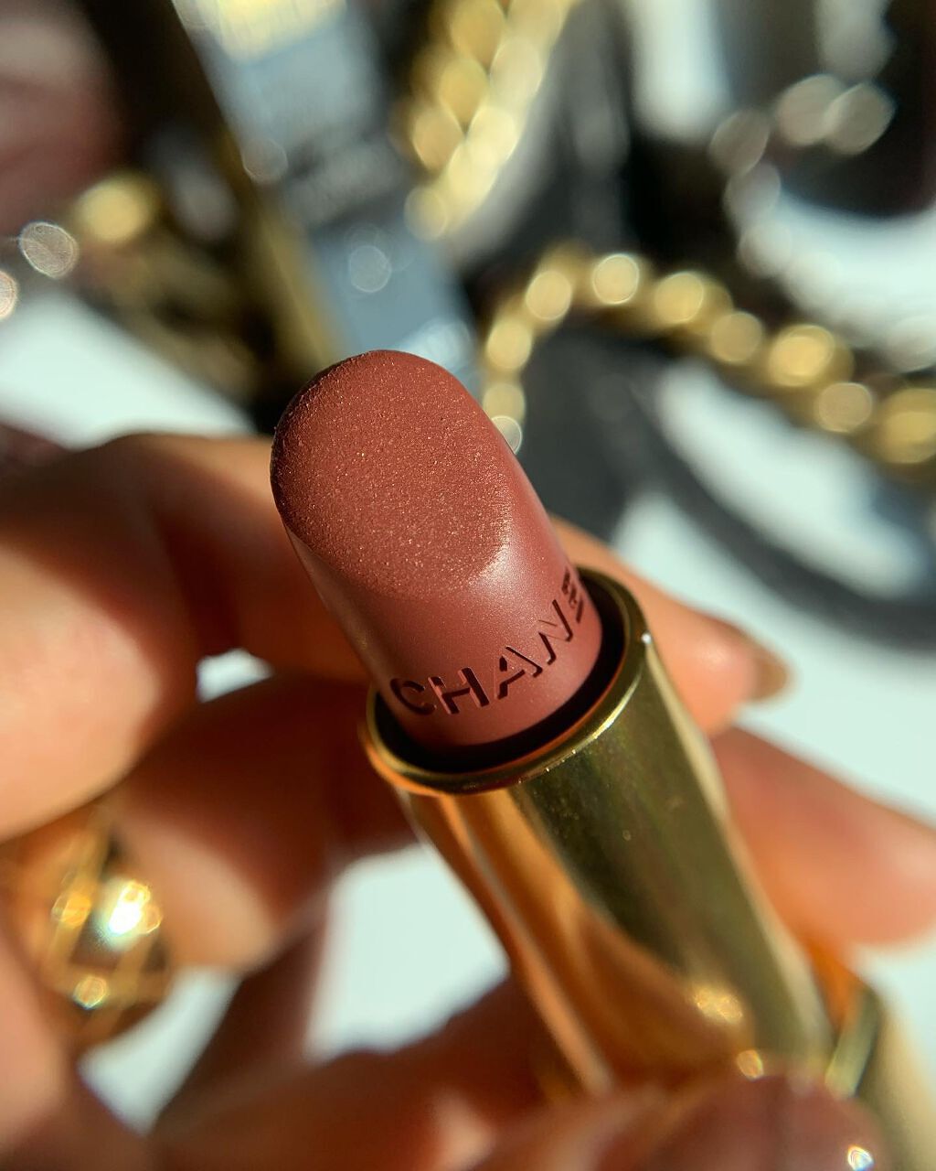 ルージュ アリュール ヴェルヴェット/CHANEL/口紅を使ったクチコミ(2枚目)