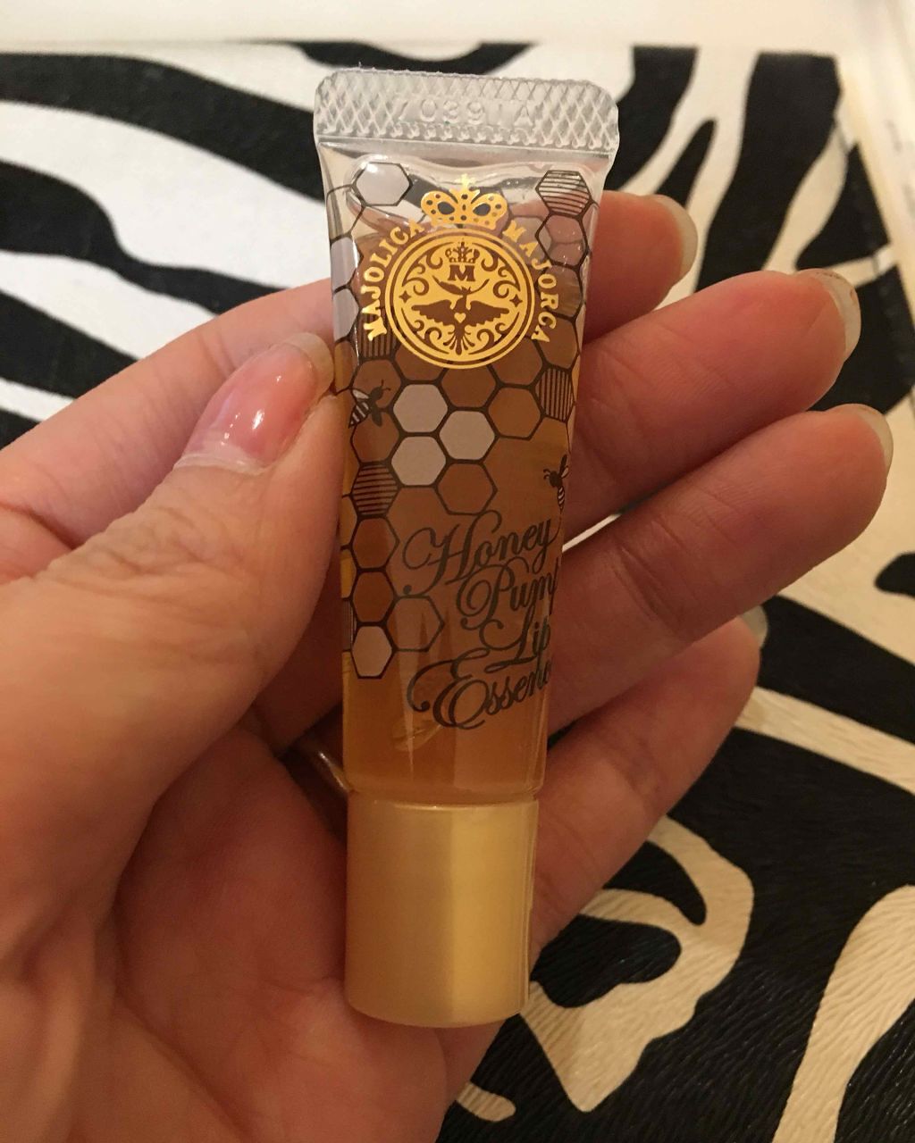 ハニーポンプ リップエッセンス/MAJOLICA MAJORCA/リップ美容液を使ったクチコミ（1枚目）