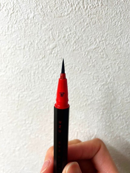 EYE OPENING LINER/UZU BY FLOWFUSHI/リキッドアイライナーを使ったクチコミ(3枚目)