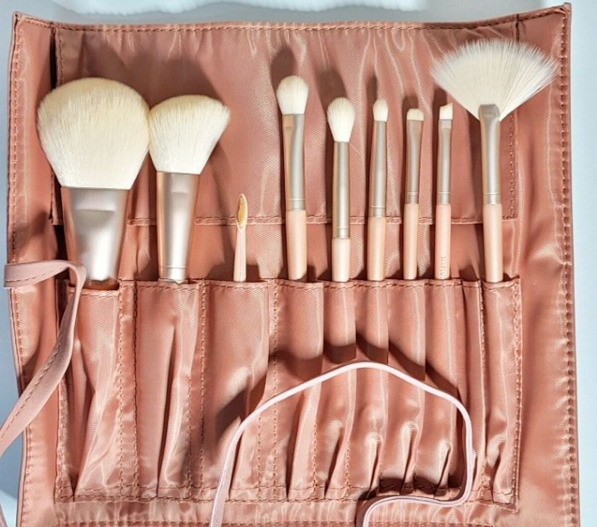 SIXPLUS×mamiseto メイクブラシ9本セット/SIXPLUS/メイクブラシを使ったクチコミ(4枚目)