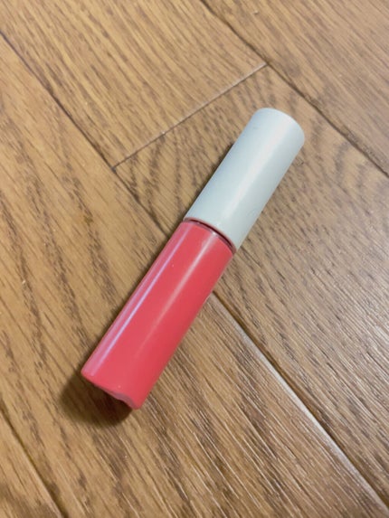 無印良品 リップグロスのクチコミ「こんばんは🌆
無印良品リップグロスレッド 916円 税込
コンパクトで持ち運びが🙆♀️
.....」(1枚目)