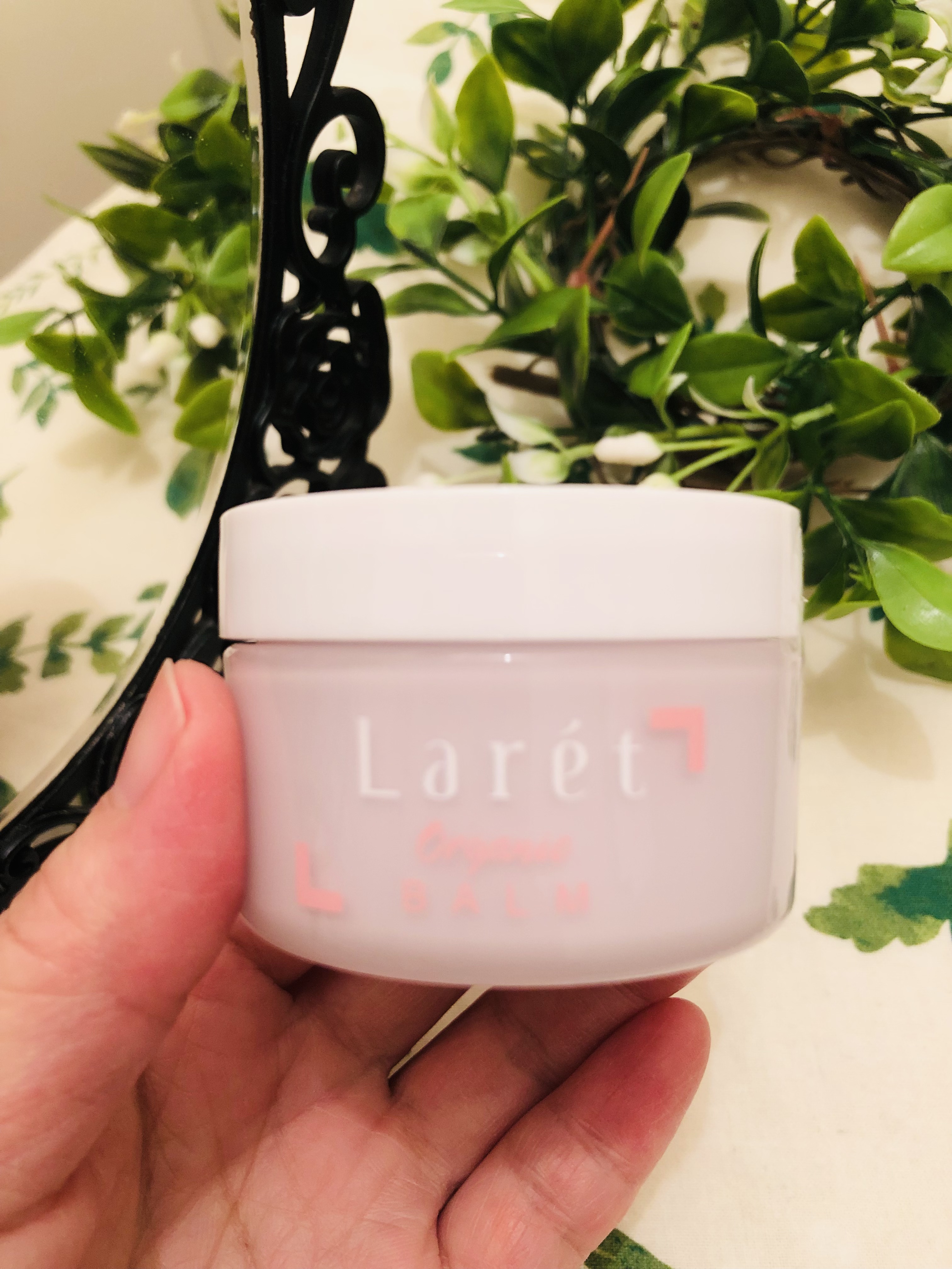 Laret オーガニックバームのクチコミ「Larétラーレのオーガニックバームを使ってみました。

ラーレ オーガニックバームは、ジャー.....」（1枚目）