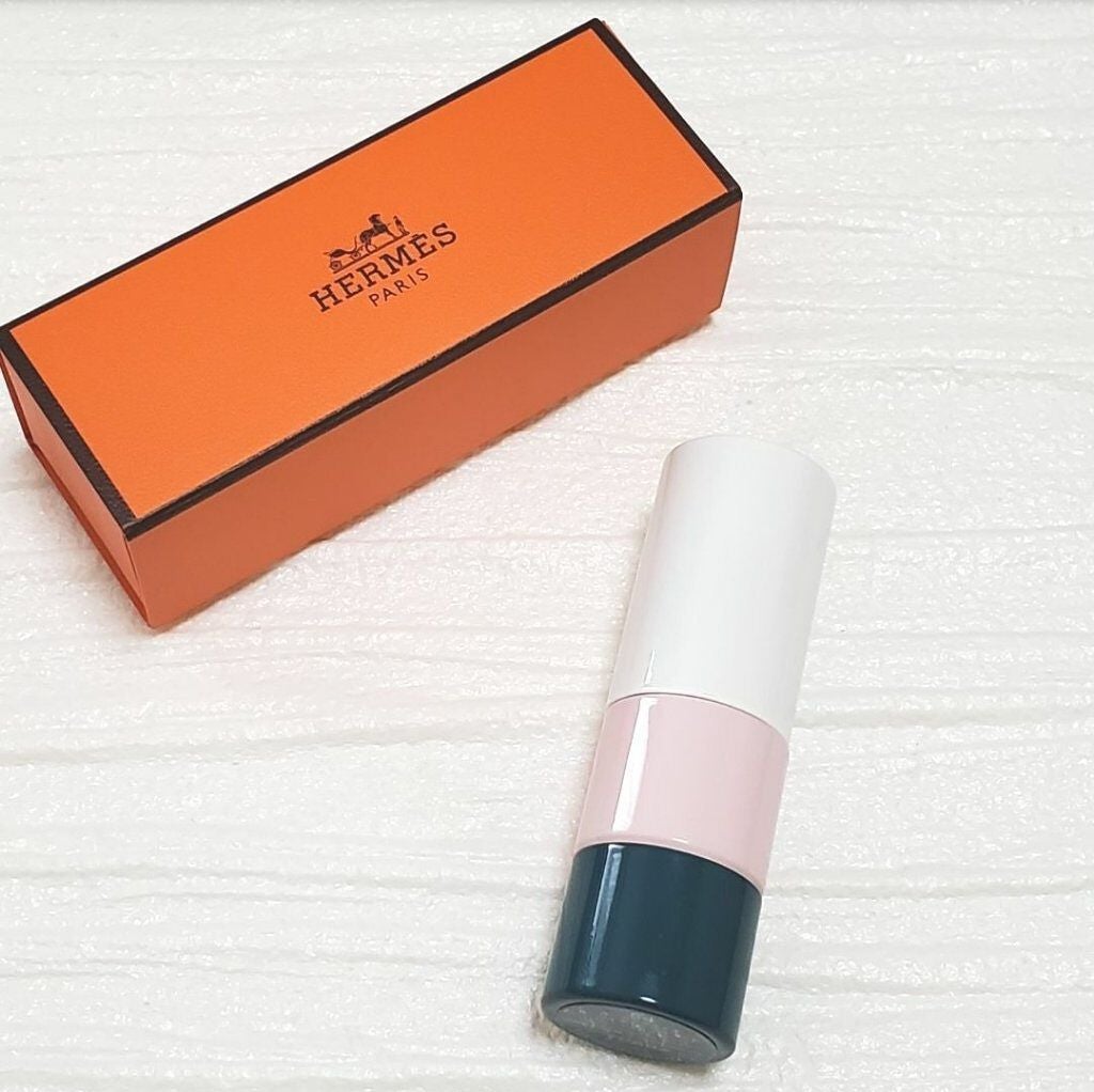 〈ルージュ・エルメス〉 ルージュ ア レーヴル マット/エルメス/口紅を使ったクチコミ(2枚目)