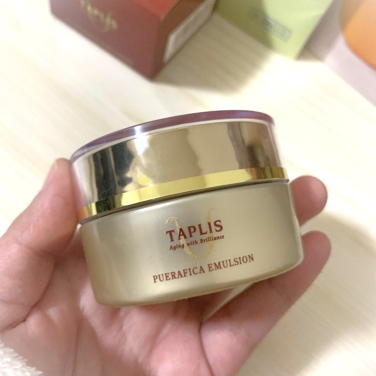 タプリス プエラフィカ エマルション/ドクターベルツ/フェイスクリームを使ったクチコミ(3枚目)