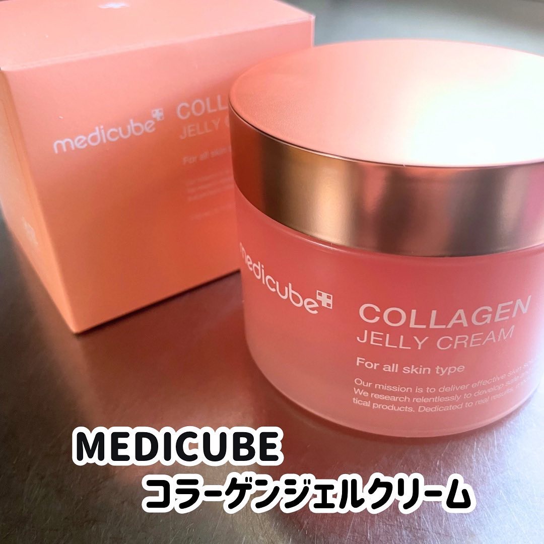 #PR
MEDICUBE公式様より提供頂きました。

#メディキューブ
#コラーゲンジェルクリーム

名前がジェリーだったのでプルルンとした感触を勝手に想像していまして。スパチュラを挿したら予想外に重めの感触でびっくり😳

入った気泡がず