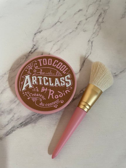 アートクラスバイロダン シェーディング バイロダンシェーディングブティックエディション 01 クラシック/too cool for school/シェーディングを使ったクチコミ(1枚目)