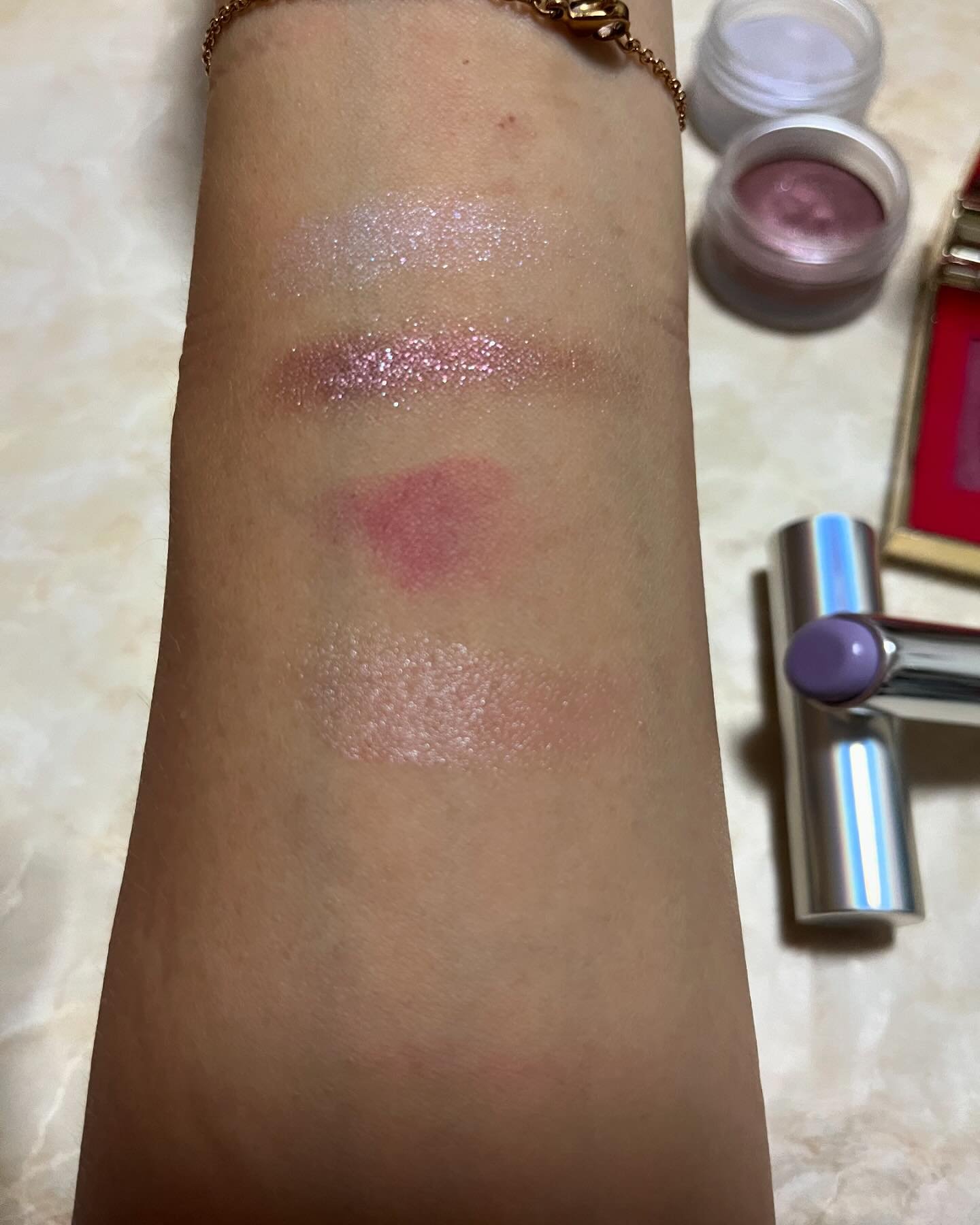 アイ2チーク 10 プラムピンク/ヴァレンティノ ビューティ/パウダーチークを使ったクチコミ（2枚目）