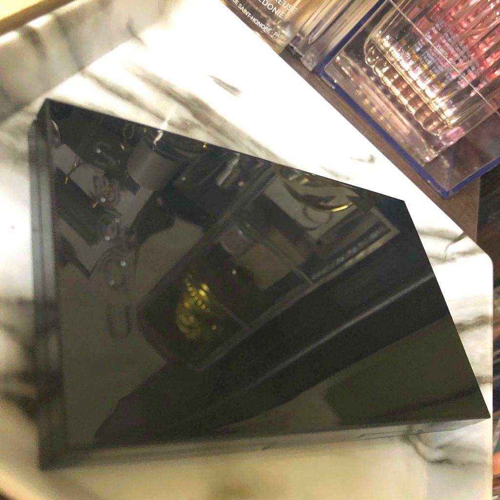 フレーム フィックス モイスチャライジング ソリッド ファンデーション/SUQQU/クリーム・エマルジョンファンデーションを使ったクチコミ（1枚目）