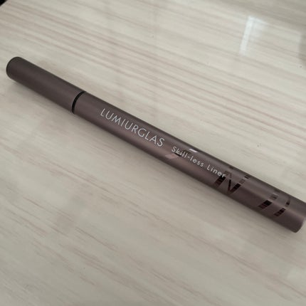 スキルレスライナー/LUMIURGLAS/リキッドアイライナーを使ったクチコミ(1枚目)