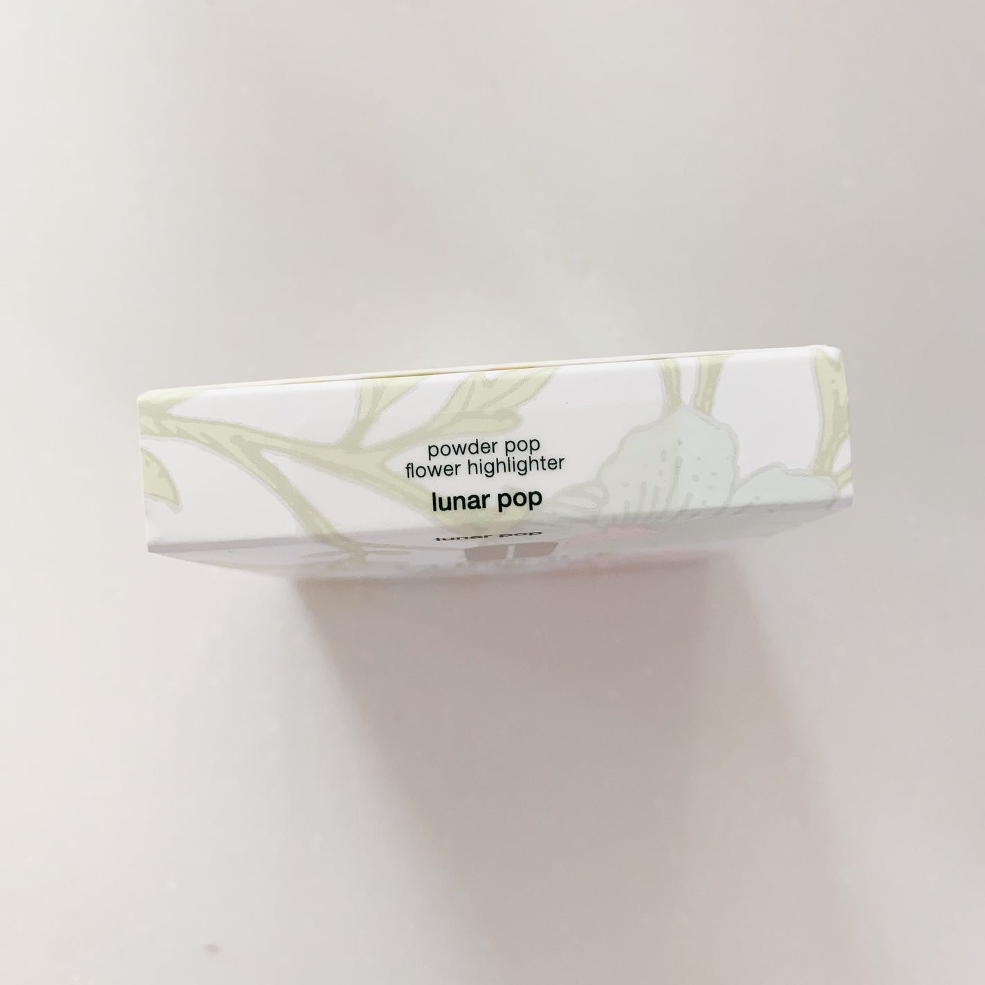 パウダー ポップ フラワー ハイライター/CLINIQUE/パウダーハイライトを使ったクチコミ(4枚目)