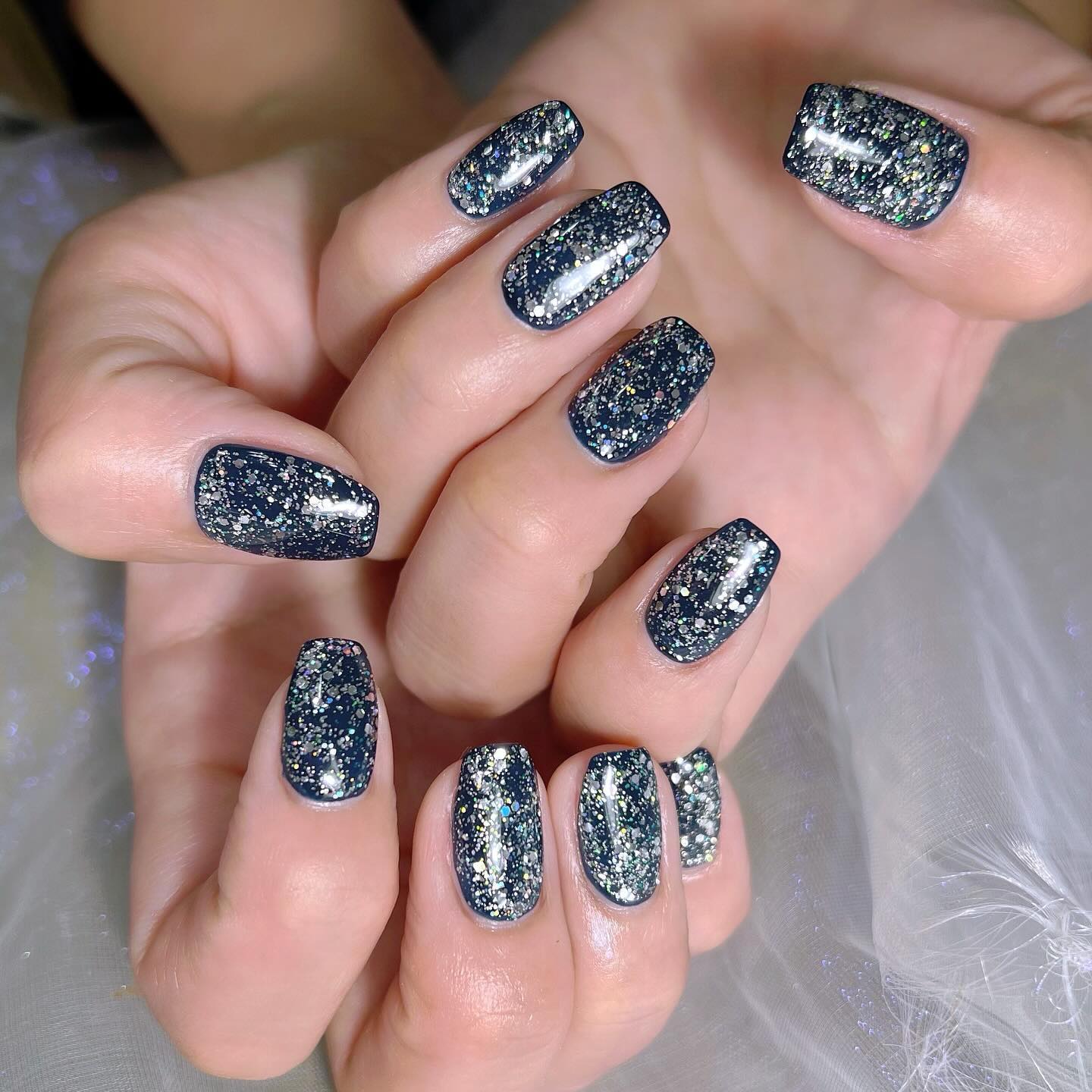 𝔊𝔩𝔦𝔱𝔱𝔢𝔯.⠀
⠀
@hinaofficial0313 さん⠀
⠀
@aby_sharenail #nail #nails #nailart #ネイル #美甲 #ネイルアート  #japanesenailart #manu