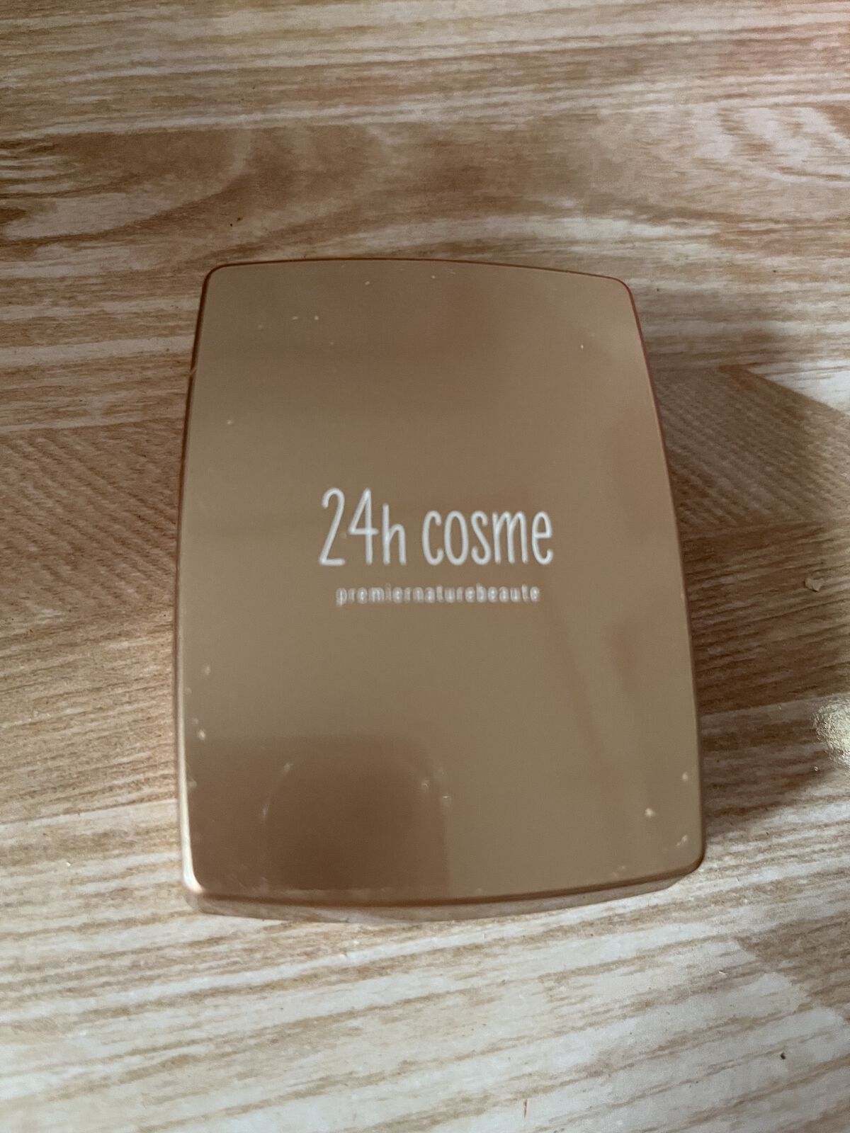 24 ミネラルモイストパウダーファンデ/24h cosme/パウダーファンデーションを使ったクチコミ（1枚目）