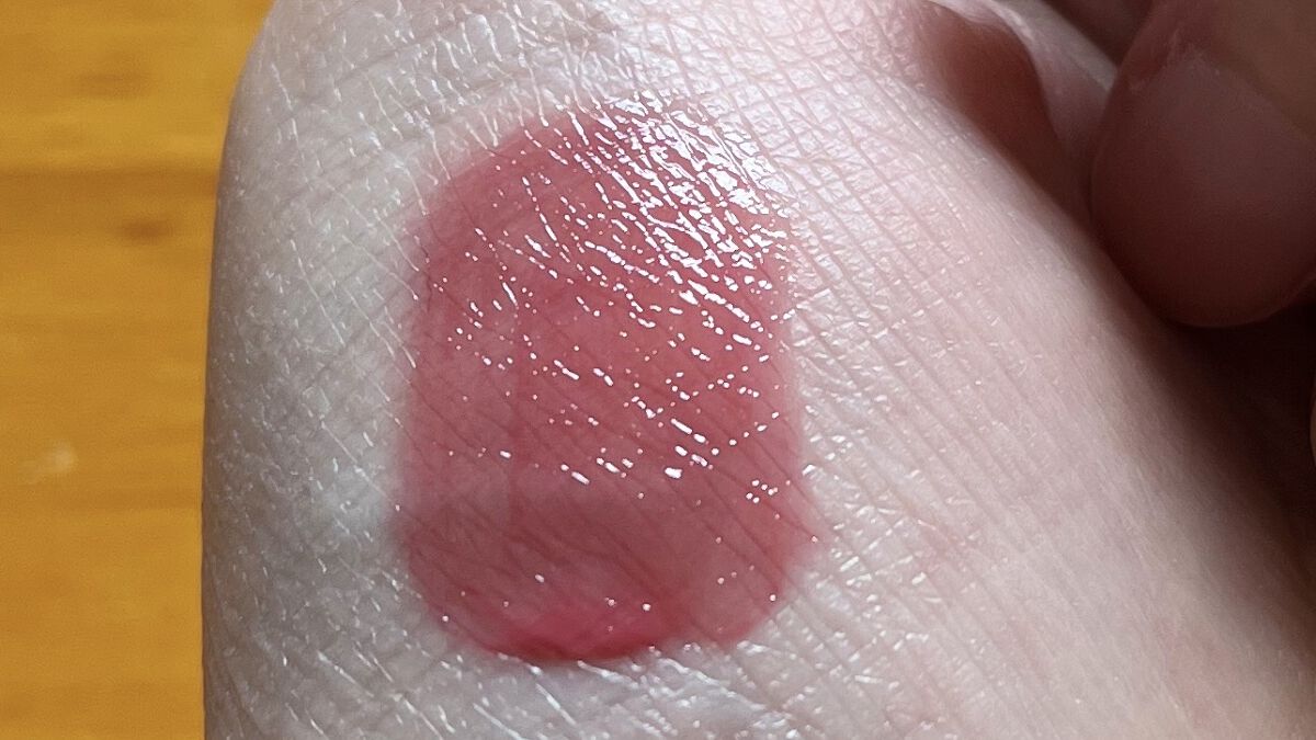 アンドバイロムアンド　グラッシーボムティント/&nd by rom&nd/リップティントを使ったクチコミ（3枚目）