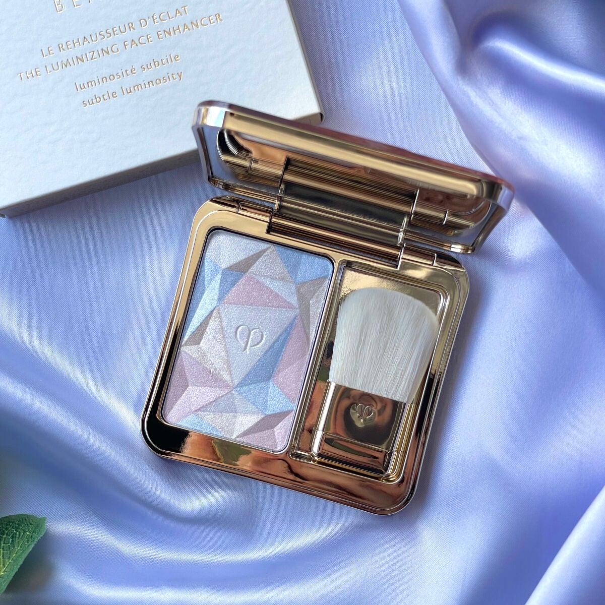 ル・レオスールデクラ /クレ・ド・ポー ボーテ/パウダーハイライトを使ったクチコミ(1枚目)