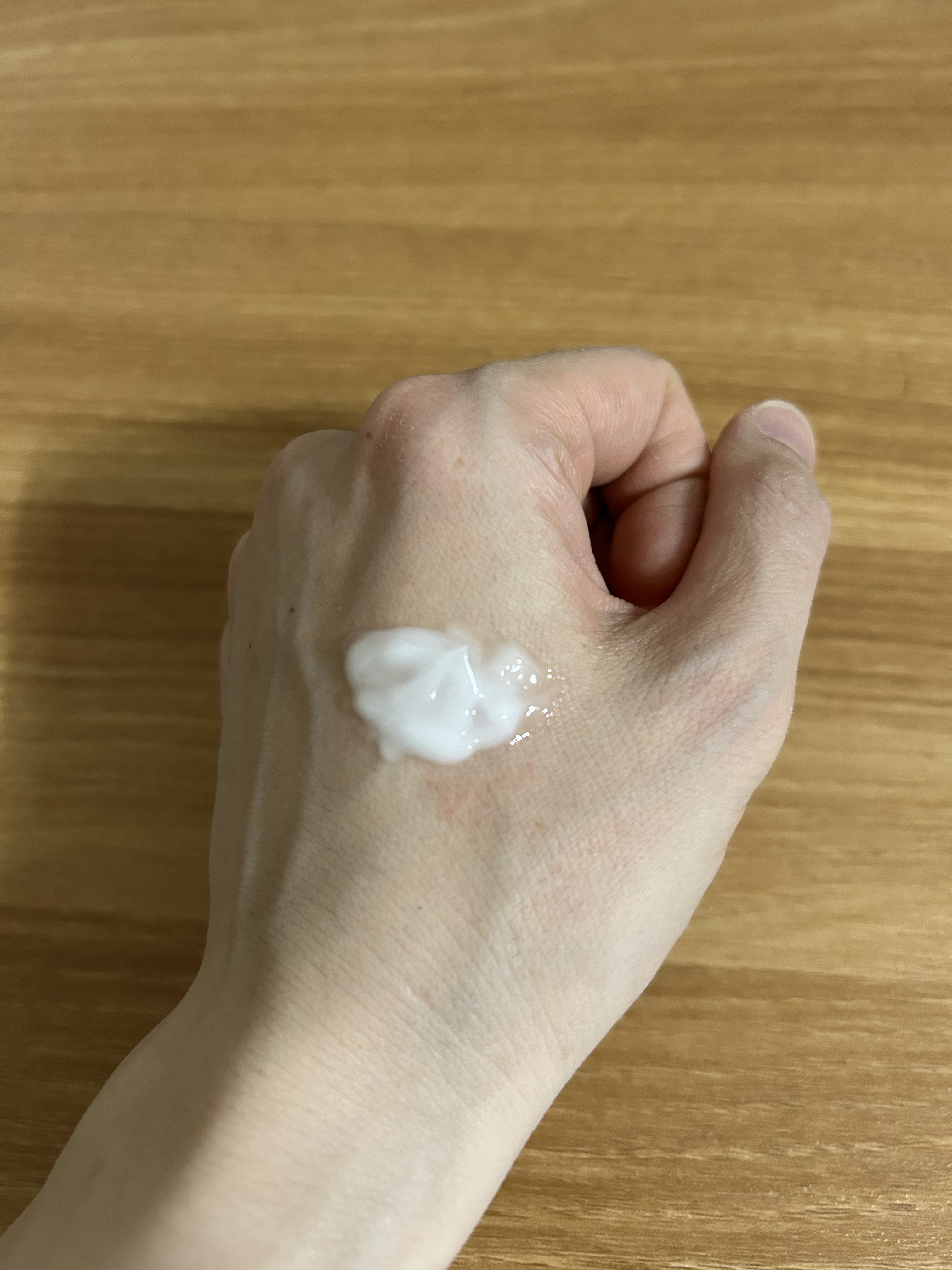 ピュアアルテミシア カーミングウォータークリーム/HANYUL(ハンユル)/フェイスクリームを使ったクチコミ（2枚目）