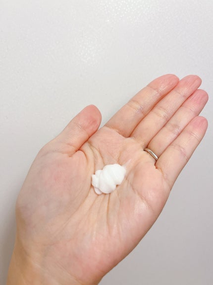 ザビューティ うるツヤチャージヘアパック/エッセンシャル/ヘアマスク・ヘアパックを使ったクチコミ(4枚目)