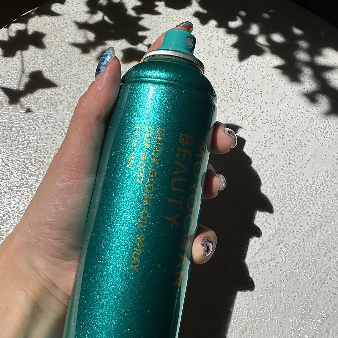 モロッカンビューティ ディープモイスト クイックグロス オイルスプレー/モロッカンビューティ/ヘアスプレーを使ったクチコミ(4枚目)