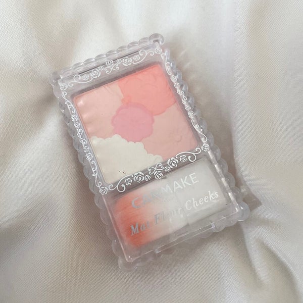 マットフルールチークス/キャンメイク/パウダーチーク by 雅