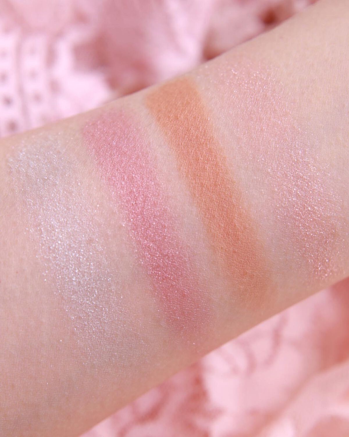 ミネラルクラッシィシャドー モーニングクルーズ（限定）/エトヴォス/アイシャドウパレットを使ったクチコミ（3枚目）