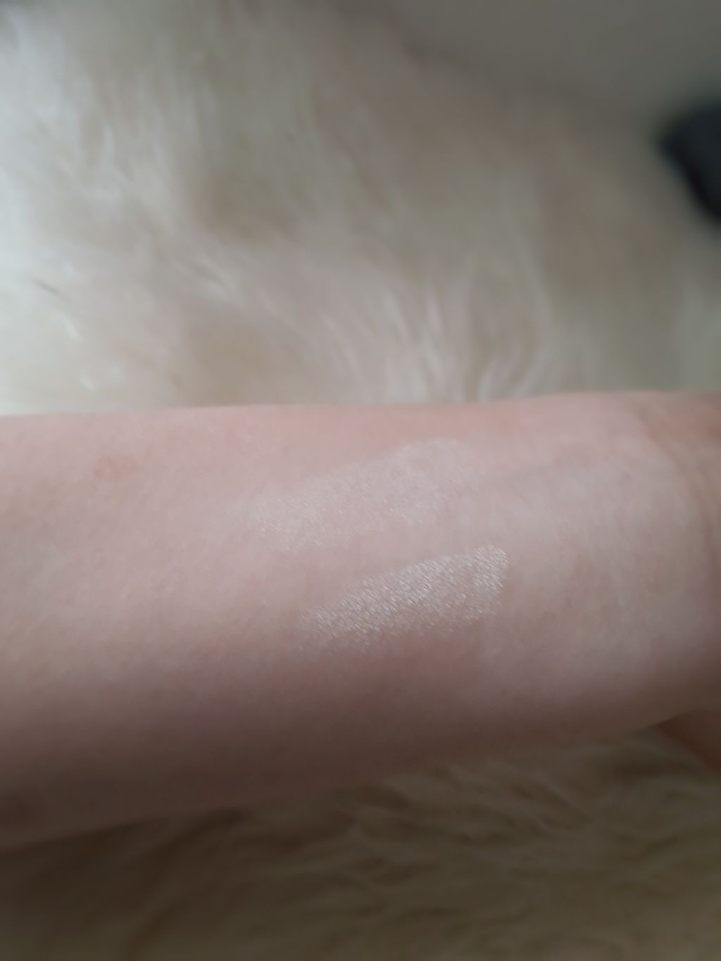 パールグロウハイライト/CEZANNE/パウダーハイライトを使ったクチコミ（2枚目）