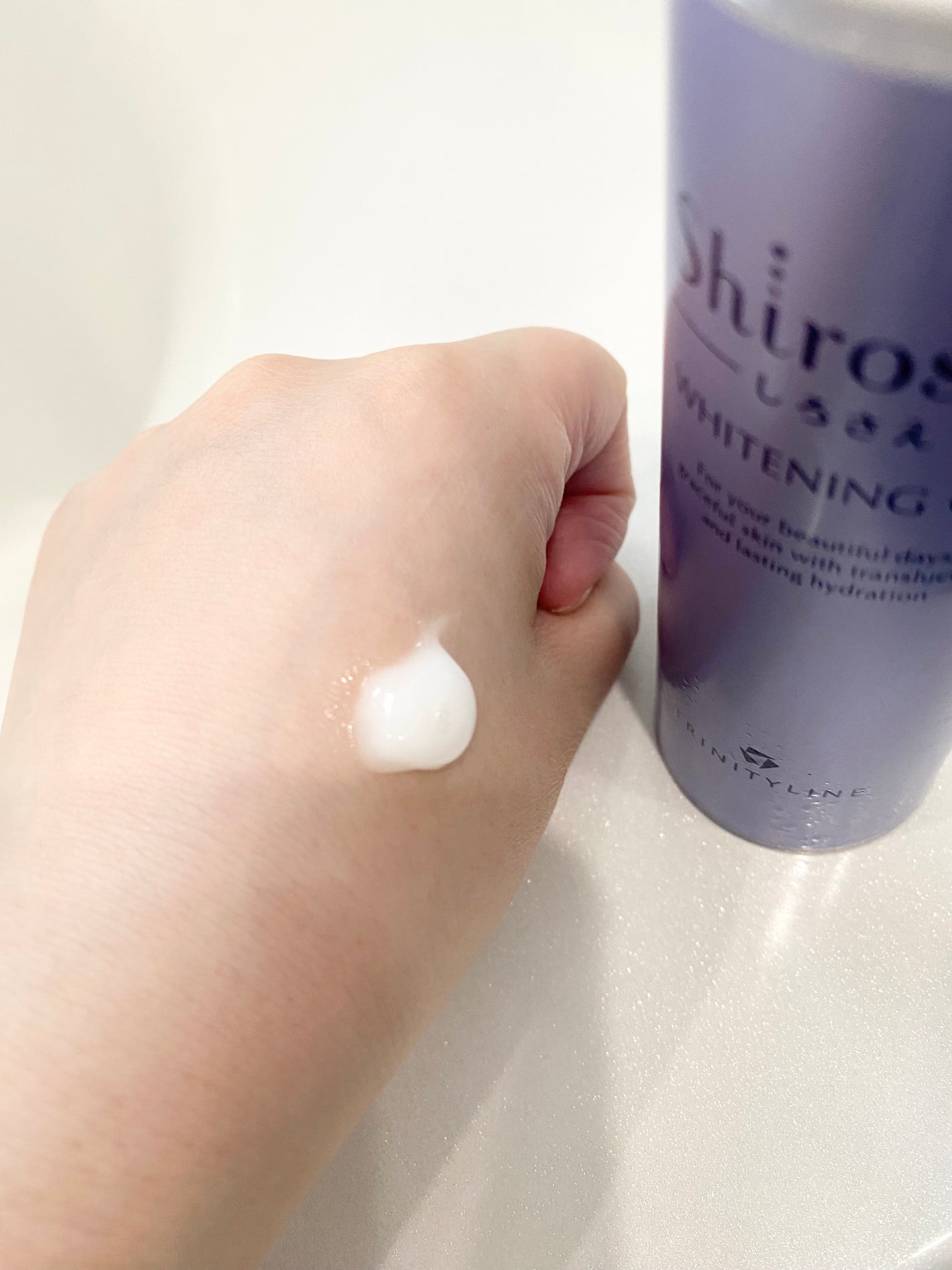 しろさえ ホワイトニングジェル/トリニティーライン/オールインワン化粧品を使ったクチコミ(2枚目)