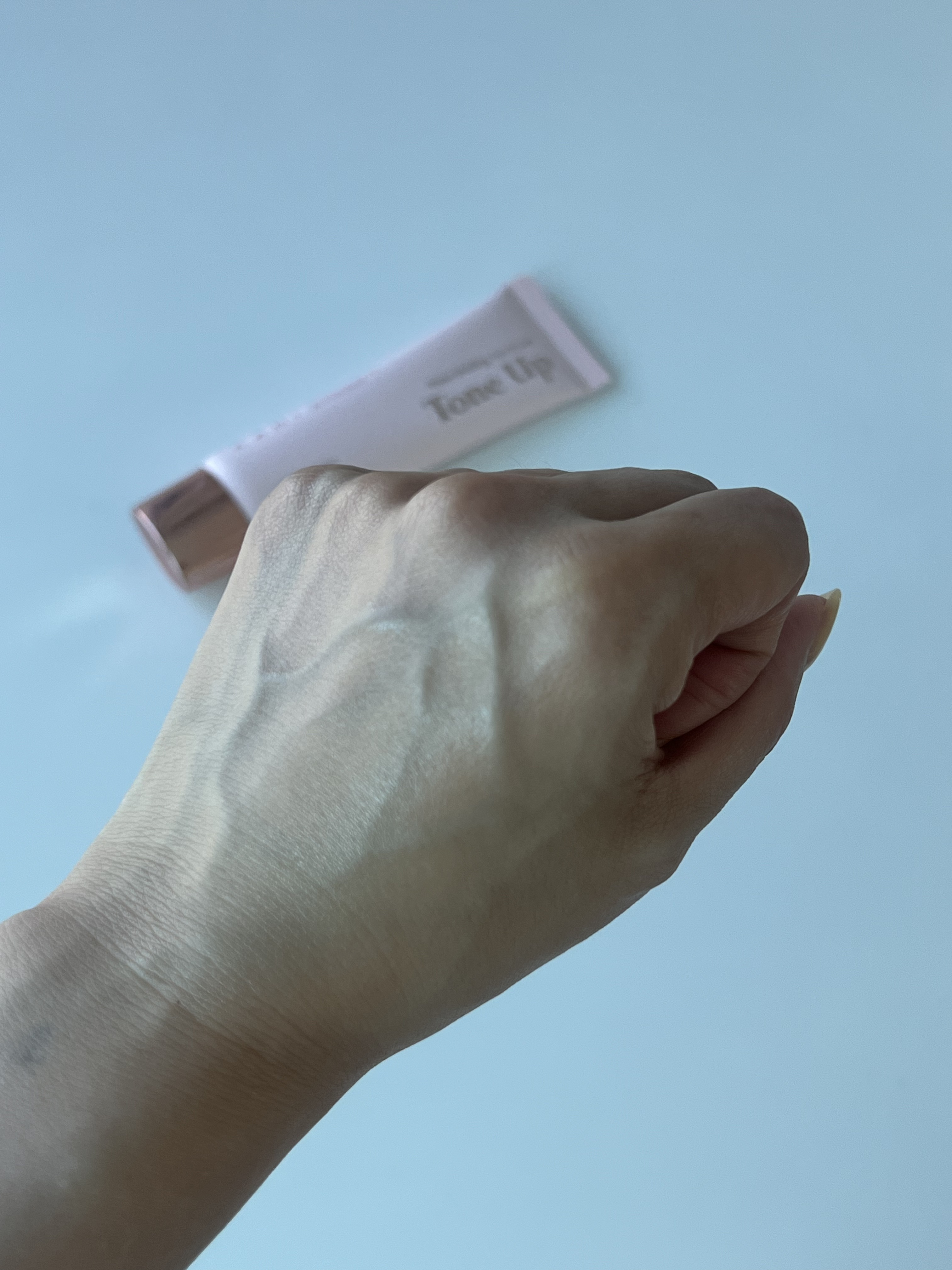 ウォーターホールディングトーンアップサンセラム/KAHI/日焼け止めローションを使ったクチコミ（3枚目）