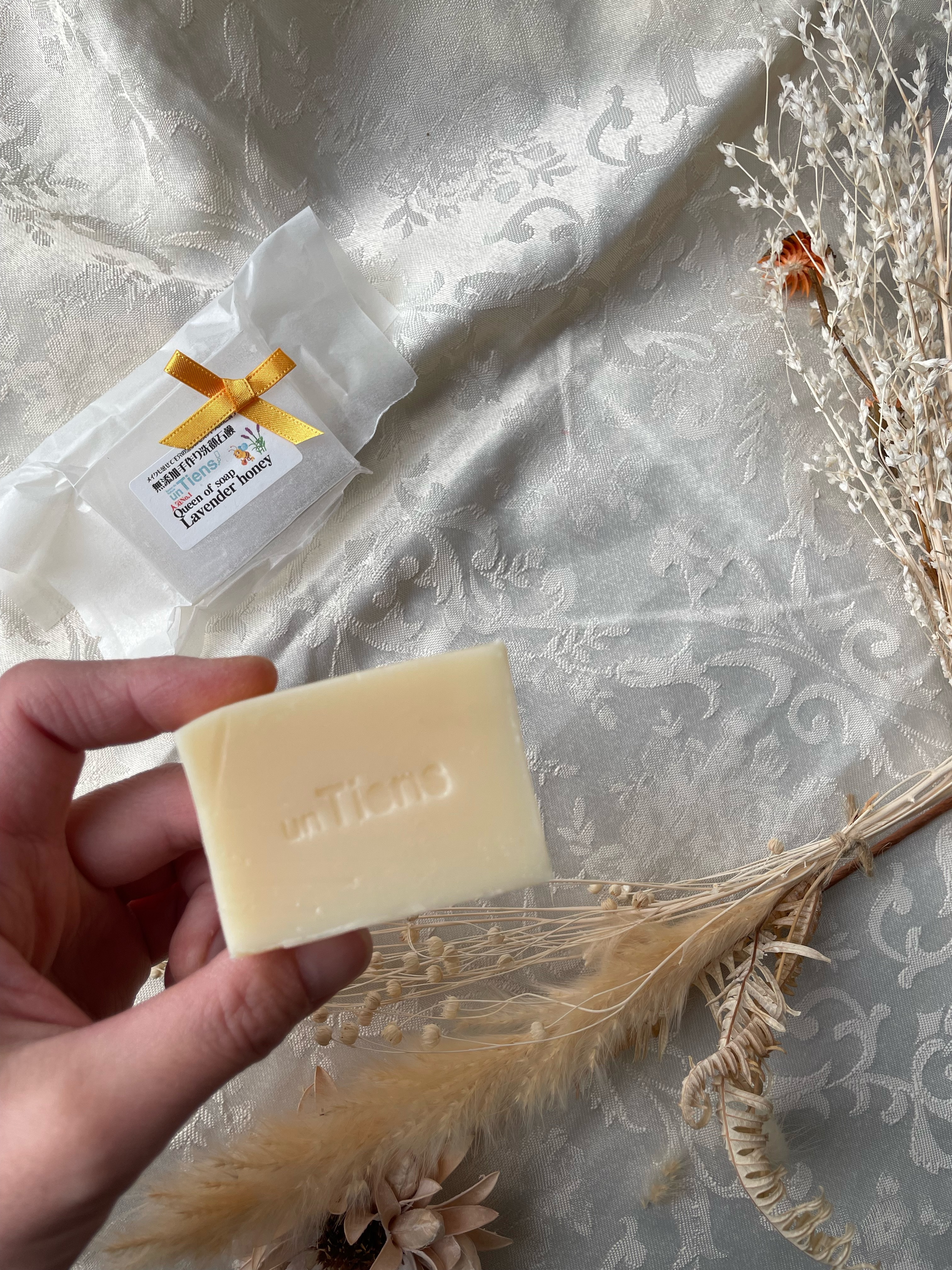 手作り洗顔石鹸 アンティアン クイーン オブ ソープ 「ラベンダーハニー」/アンティアン/洗顔石鹸を使ったクチコミ（2枚目）