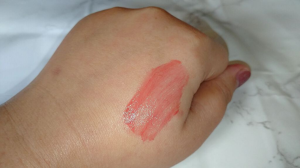 ラスティンググロスリップ/CEZANNE/口紅を使ったクチコミ(3枚目)