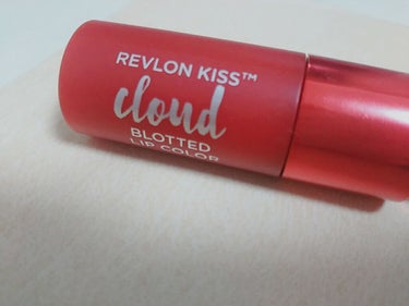 キス クラウド ブロッテッド リップ カラー/REVLON/口紅を使ったクチコミ（1枚目）